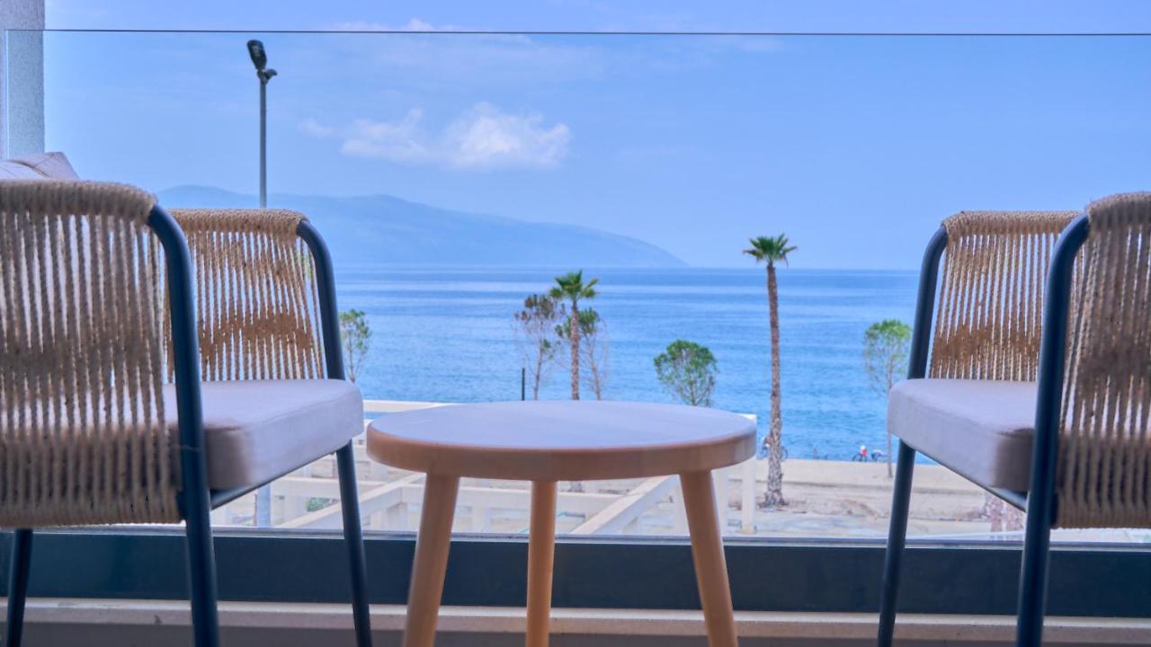Azar Luxury Suites Vlore Ngoại thất bức ảnh