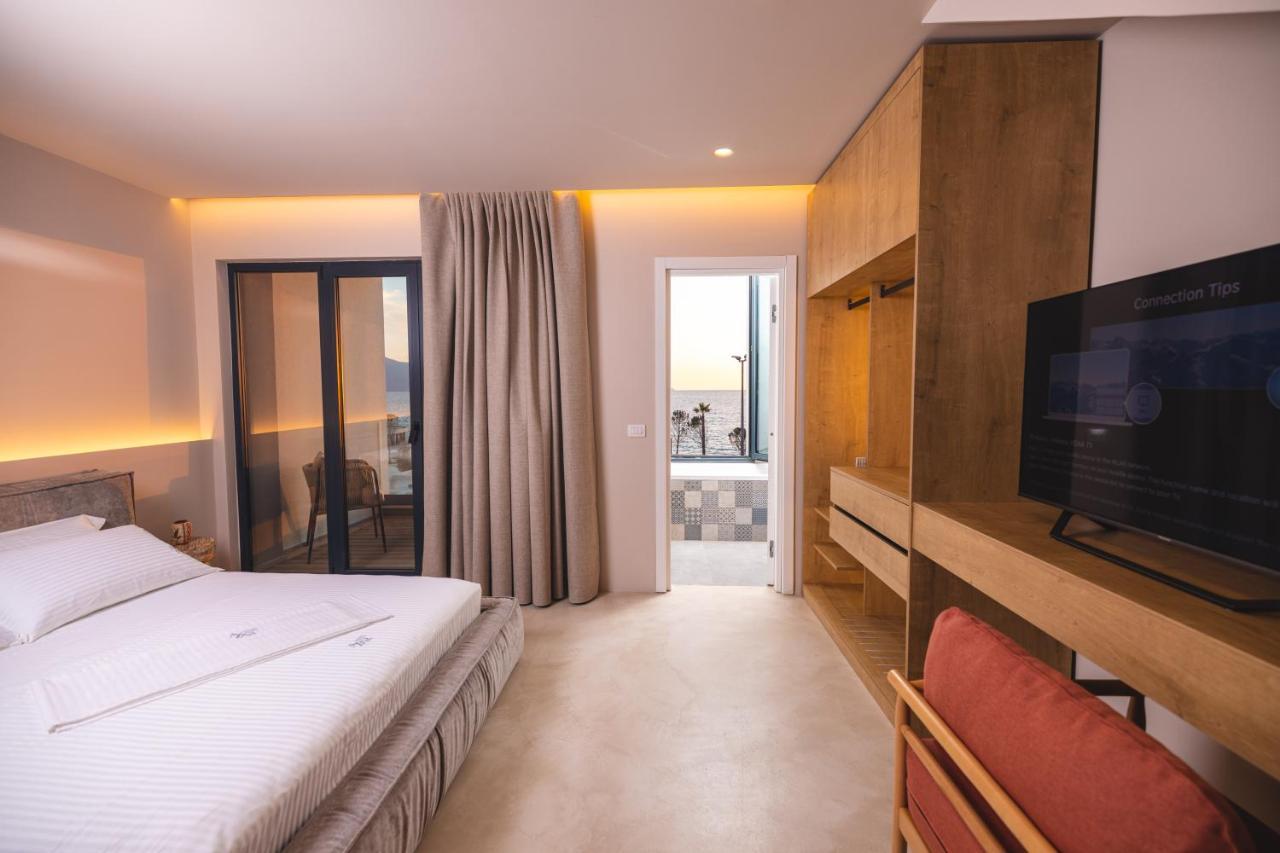 Azar Luxury Suites Vlore Ngoại thất bức ảnh