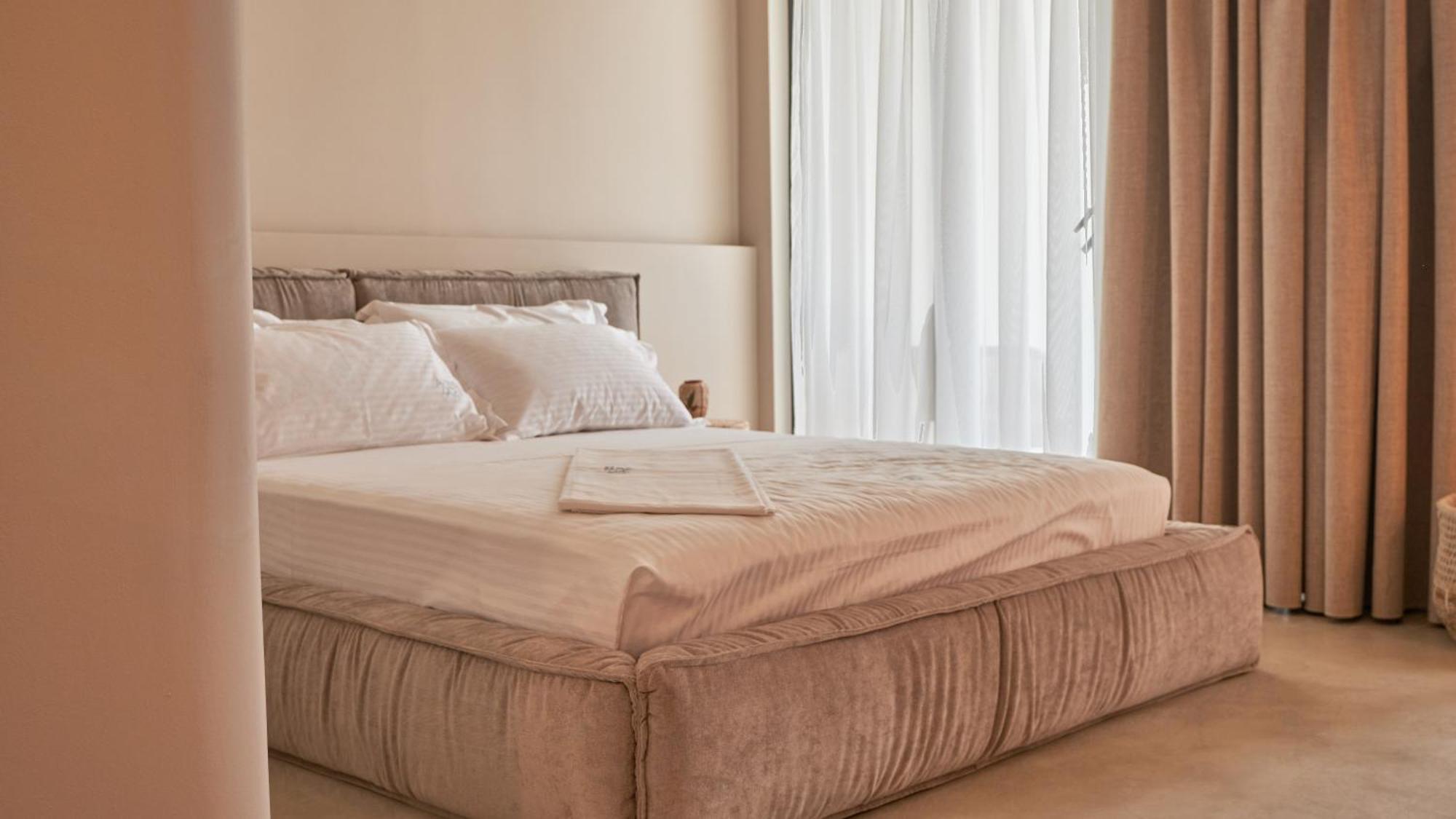 Azar Luxury Suites Vlore Ngoại thất bức ảnh